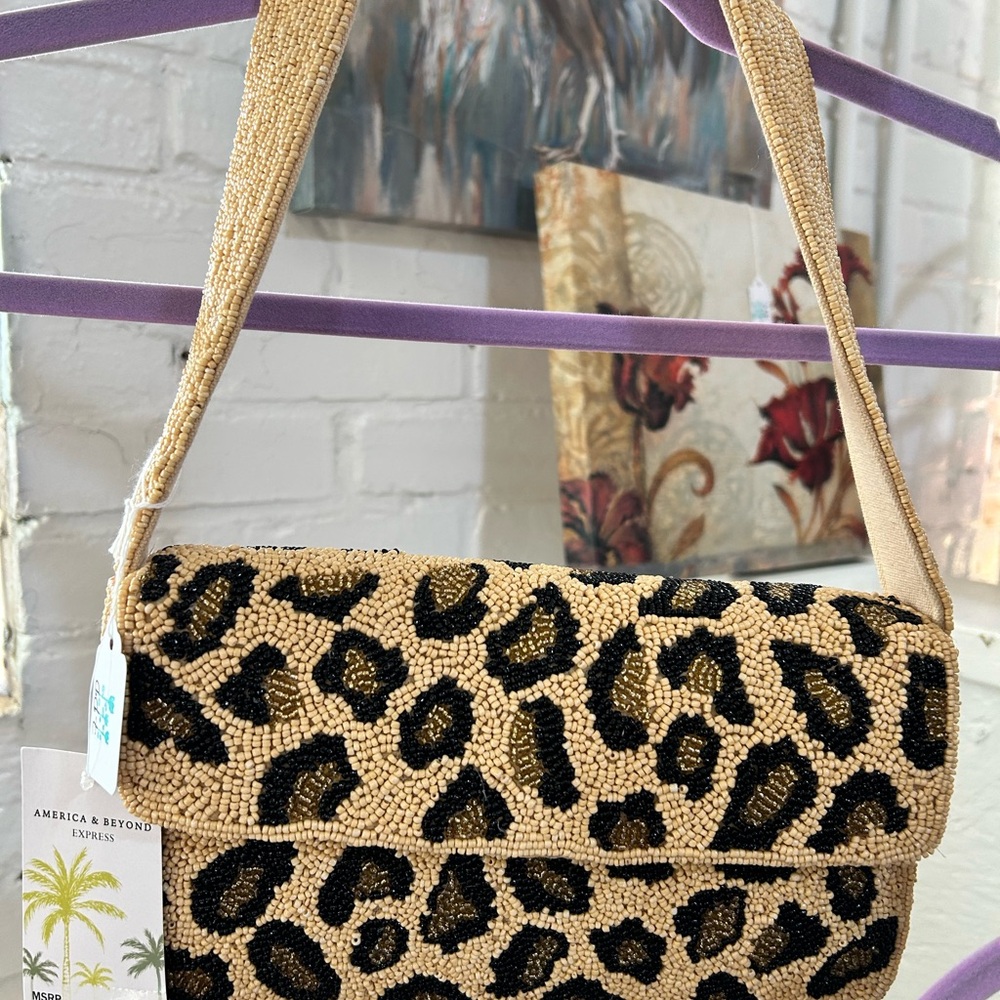 America & Beyond Leopard Shoulder Bag